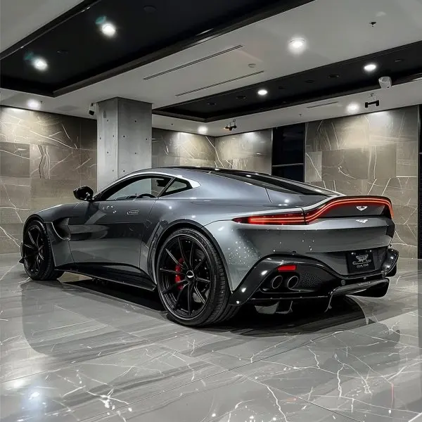 Aston Martin Vantage 9