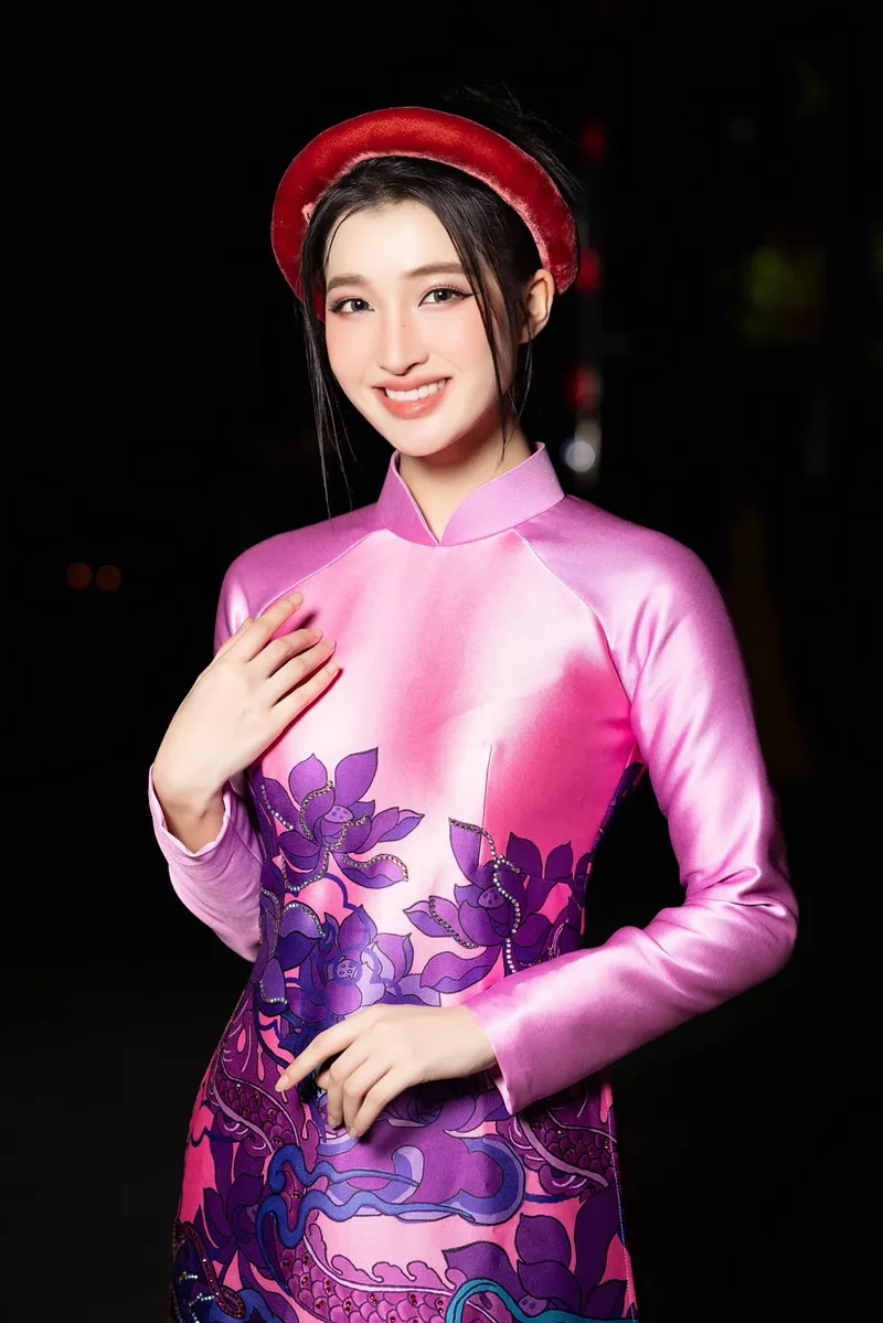 Á hậu Phương Nhi sinh năm mấy qua ảnh phong cách Gen Z