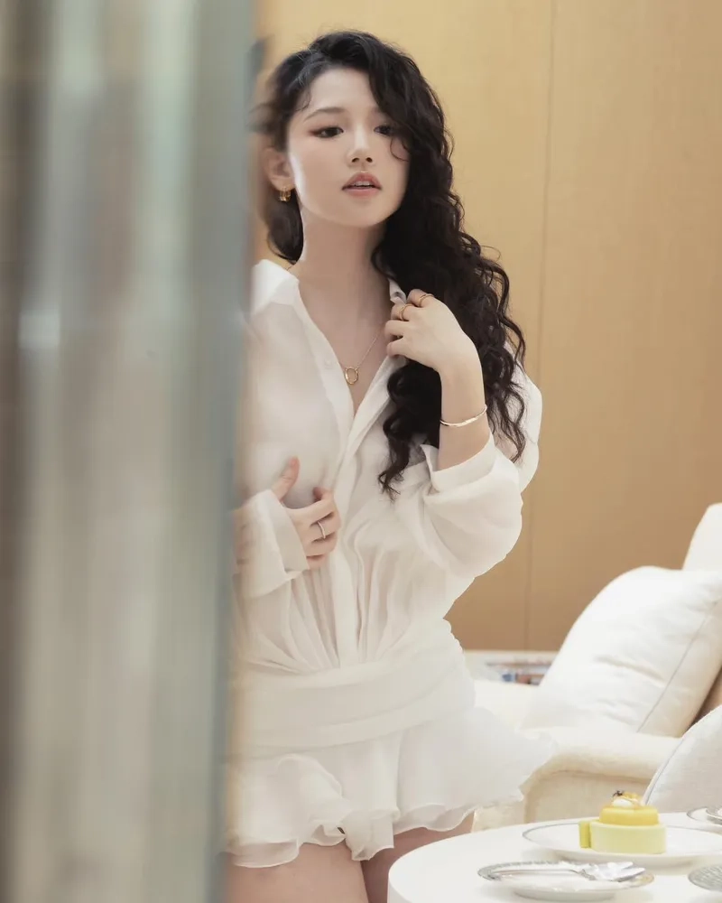 Amee list nhạc cho những ngày chill cùng bạn bè
