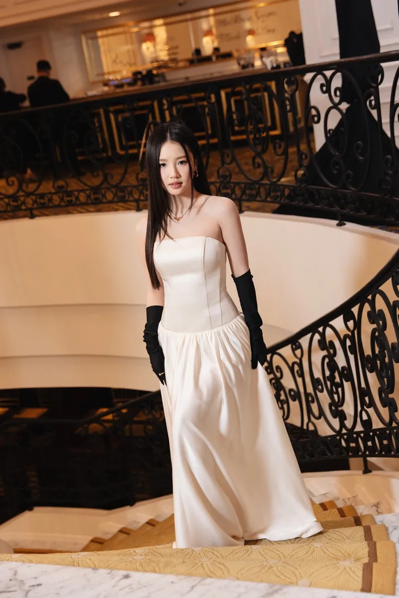 Amee xinh với visual ngọt ngào làm tan chảy fan