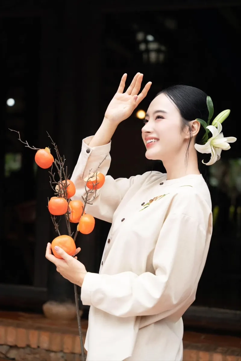 Angela Phương Trinh sinh năm bao nhiêu? Bí mật tuổi thật