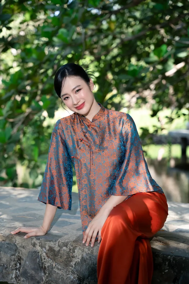 Cập nhật Angela Phương Trinh hiện tại qua hình ảnh độc quyền