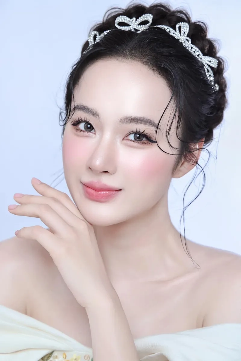 Điểm qua phim của Angela Phương Trinh đáng xem nhất