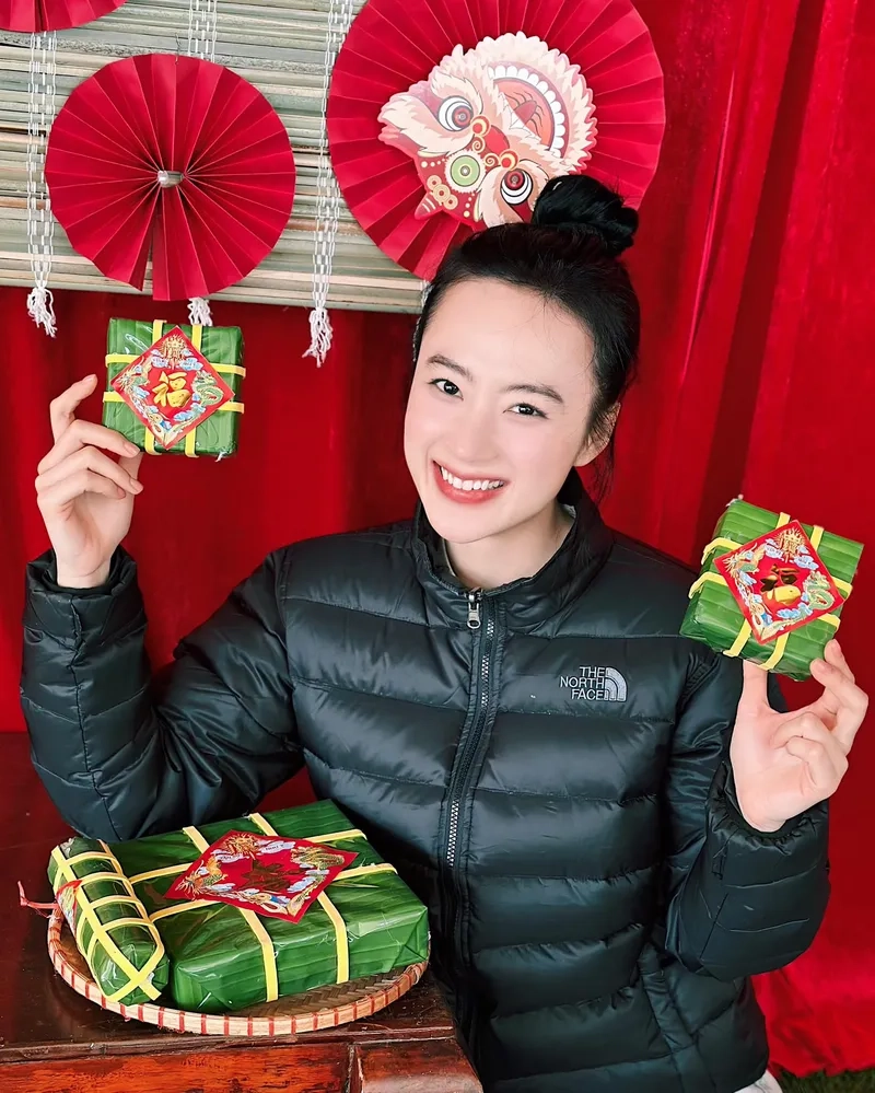 Tìm hiểu phốt Angela Phương Trinh qua những hình ảnh mới