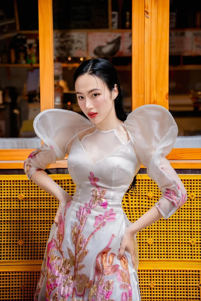 Cập nhật Angela Phương Trinh 2024 với hình ảnh siêu hot