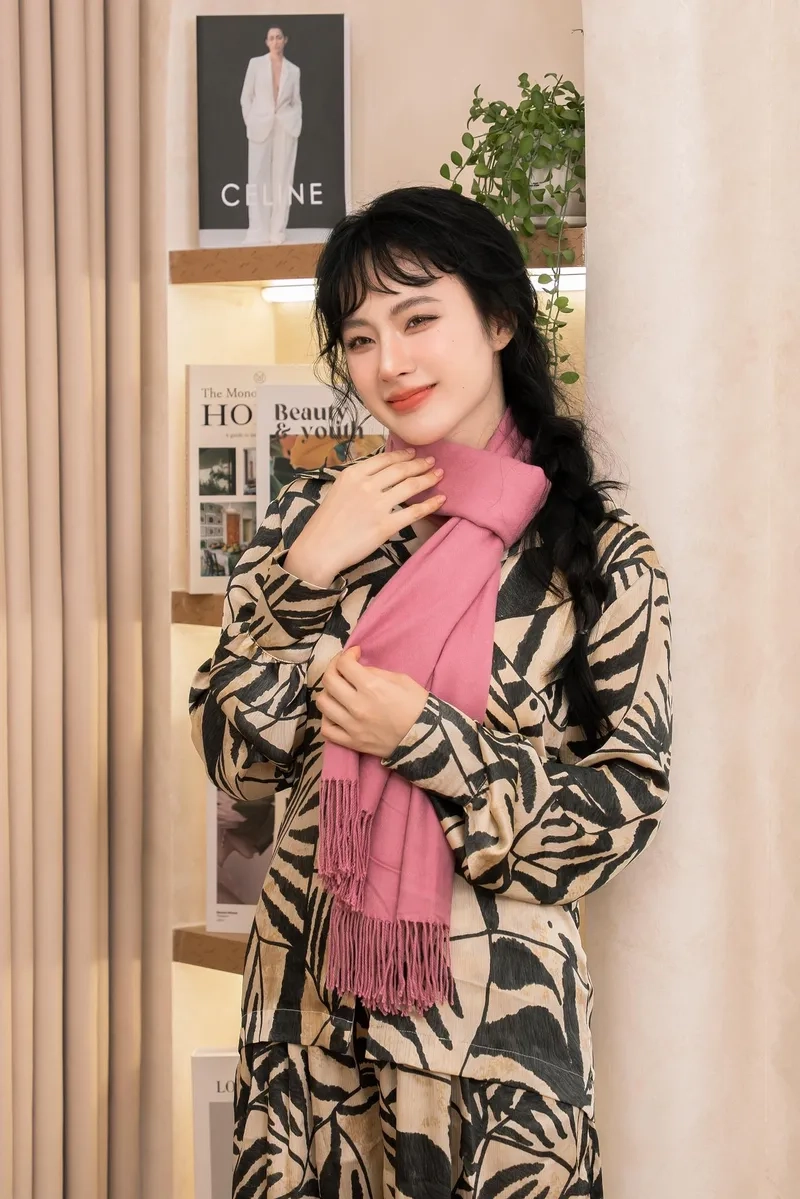 Angela Phương Trinh có chồng chưa? Xem ảnh và sự thật