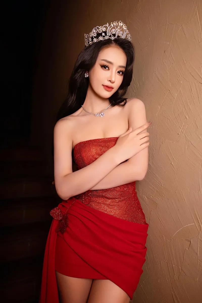 Tìm hiểu Bùi Khánh Linh tuổi và những cột mốc sự nghiệp