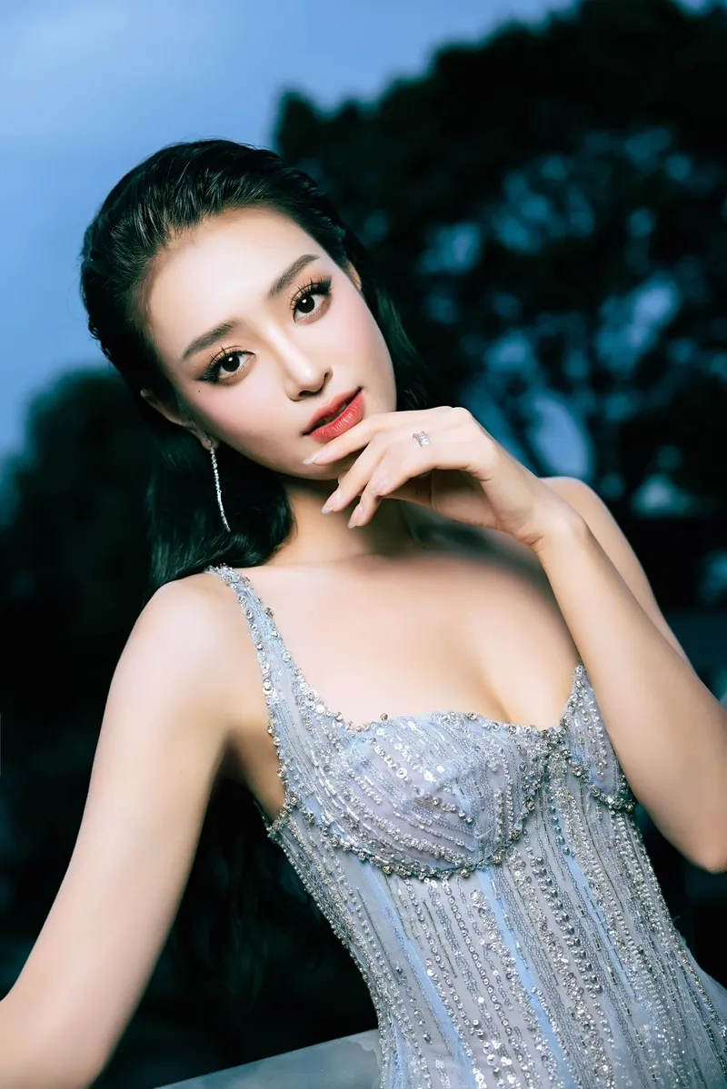 Bùi Khánh Linh Miss Intercontinental và hành trình tỏa sáng