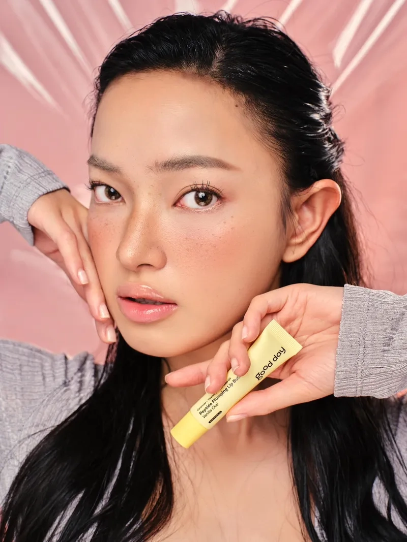 Châu Bùi hit me up với phong cách thời trang siêu chất