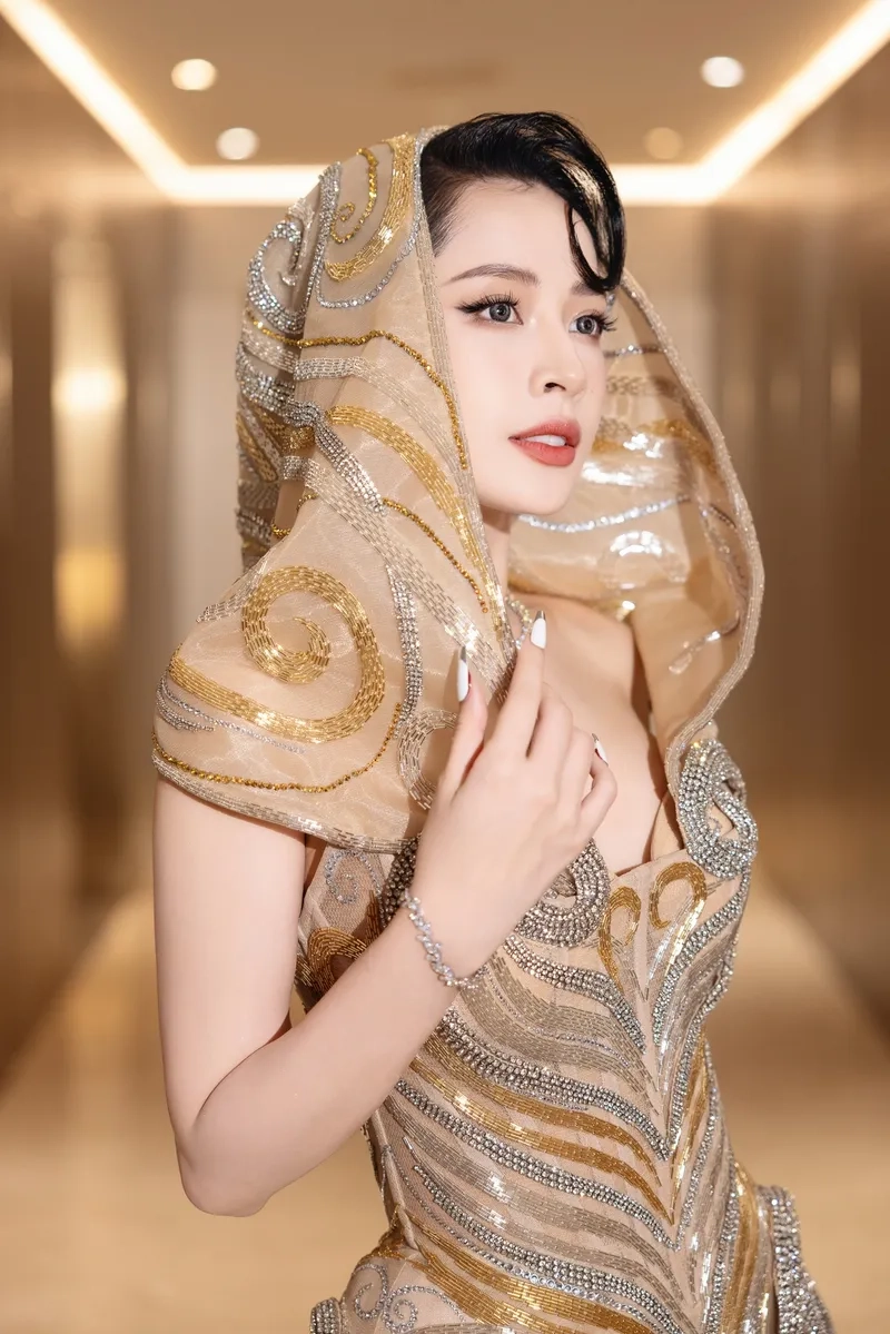 Xem Chi Pu đóng phim Trung Quốc qua ảnh hậu trường độc quyền