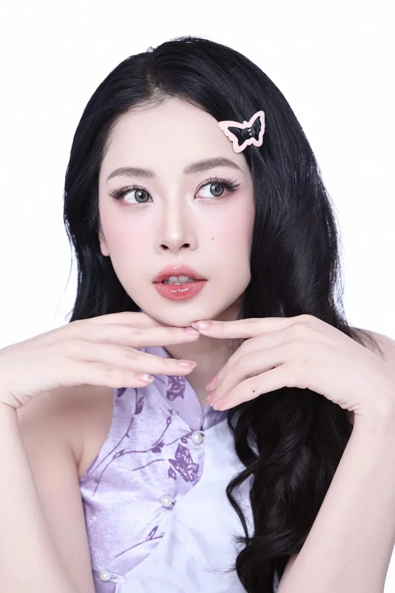 Thưởng thức bài hát của Chi Pu qua ảnh sân khấu đẳng cấp
