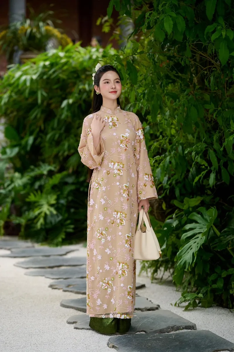 Chu Thanh Huyền bị kiện lùm xùm kinh doanh mỹ phẩm nhập lậu