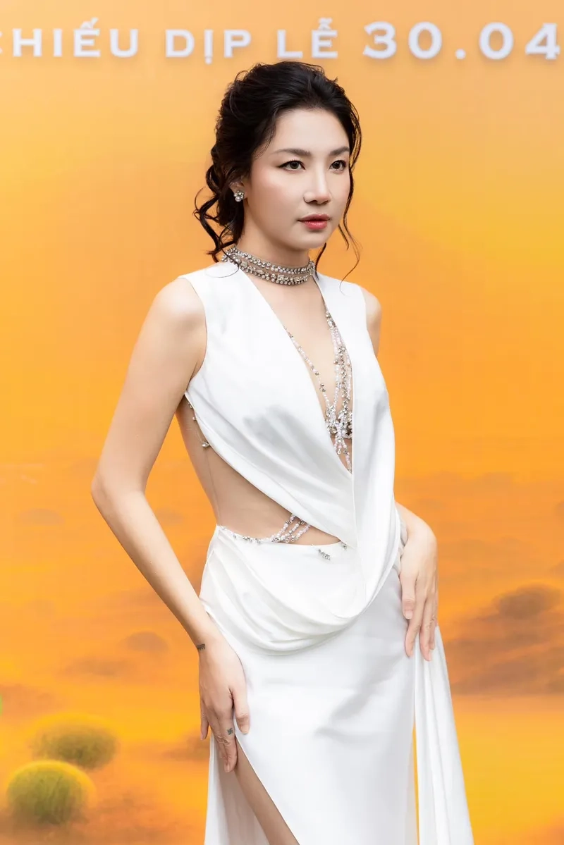 Diễn viên Minh Khuê Thương Ngày Nắng Về và vai Nhật Mai nổi bật