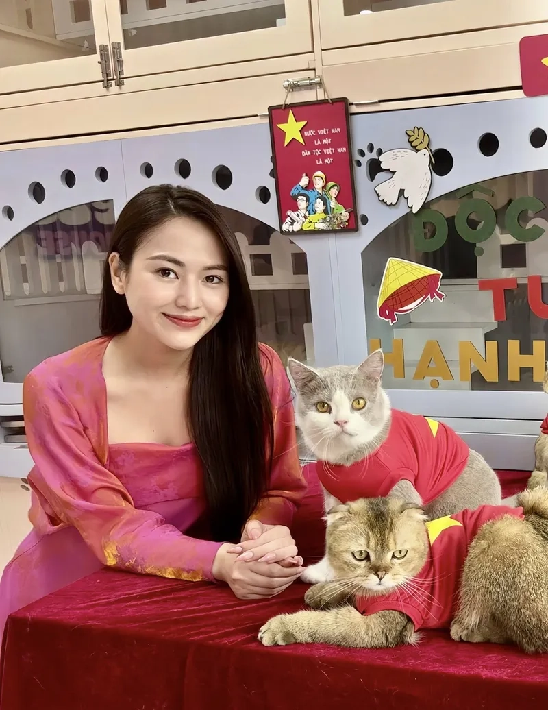 Tiểu sử của diễn viên Việt Hoa và những cột mốc sự nghiệp