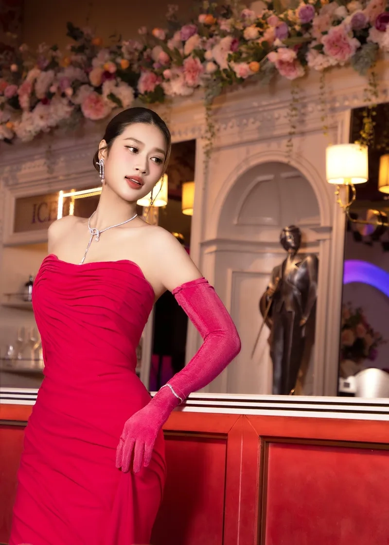 Đọc tiểu sử hoa hậu Đoàn Thiên Ân để biết hành trình tỏa sáng