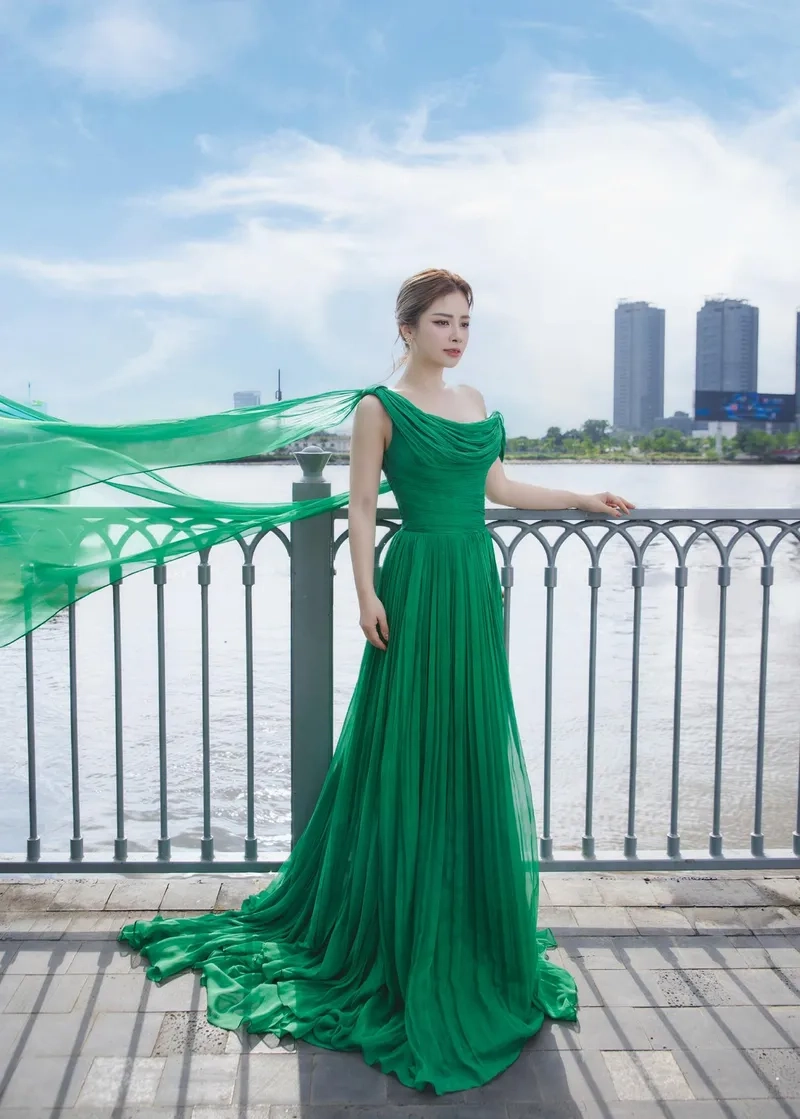 Dương Hoàng Yến quê ở đâu? Xem ảnh và thông tin quê hương