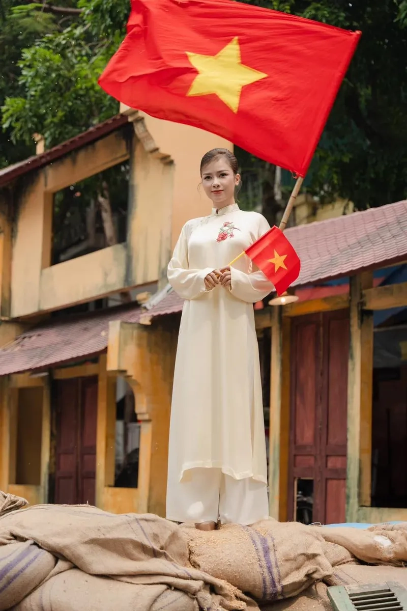 Dương Hoàng Yến sinh năm mấy? Xem ảnh và bí mật tuổi