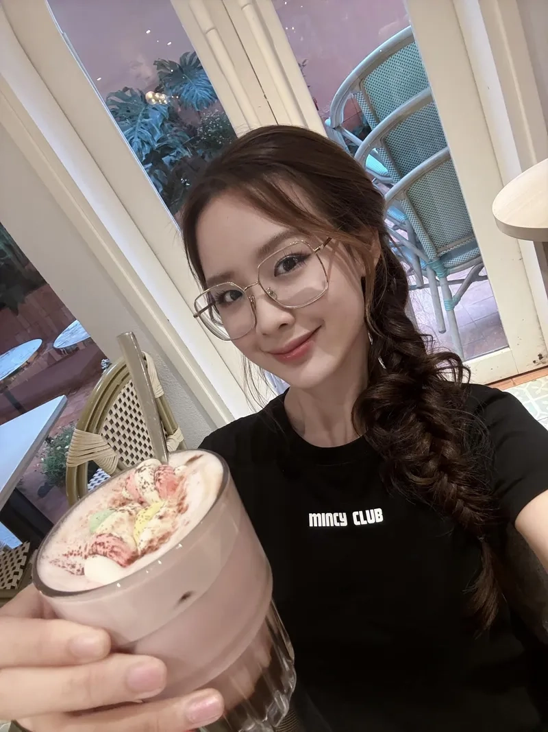 Lê Nguyễn Bảo Ngọc sinh năm mấy và hành trình nhan sắc