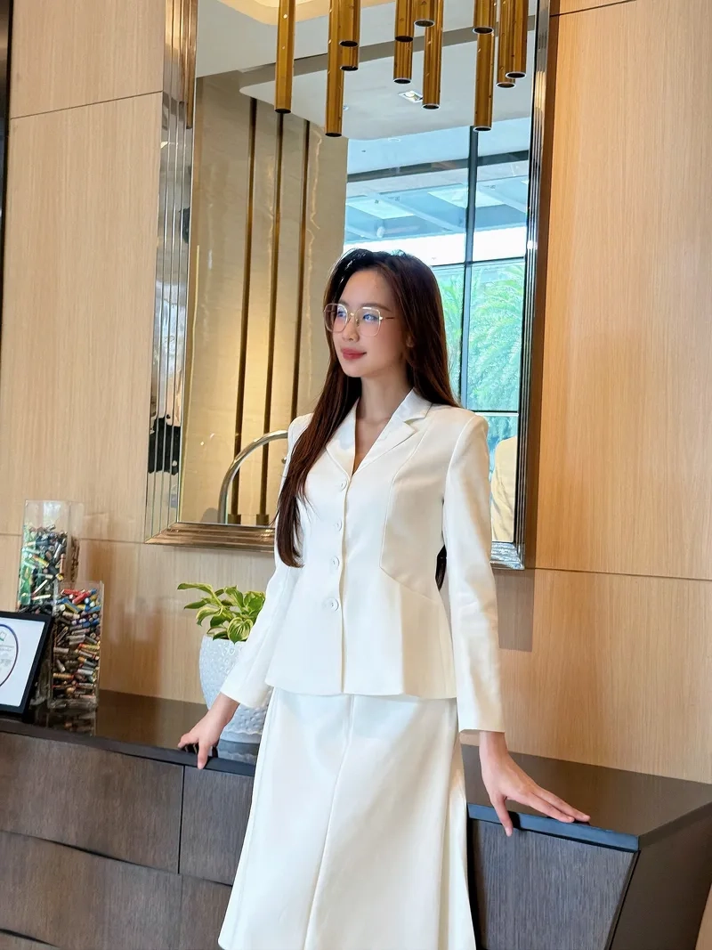 Hoa hậu liên lục địa Lê Nguyễn Bảo Ngọc và hành trình tỏa sáng