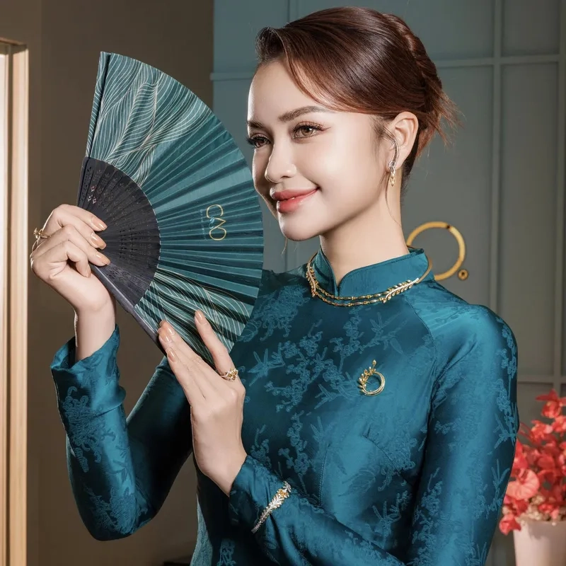 Xem ngay hình ảnh Hoa hậu Ngọc Châu rạng rỡ mọi khoảnh khắc