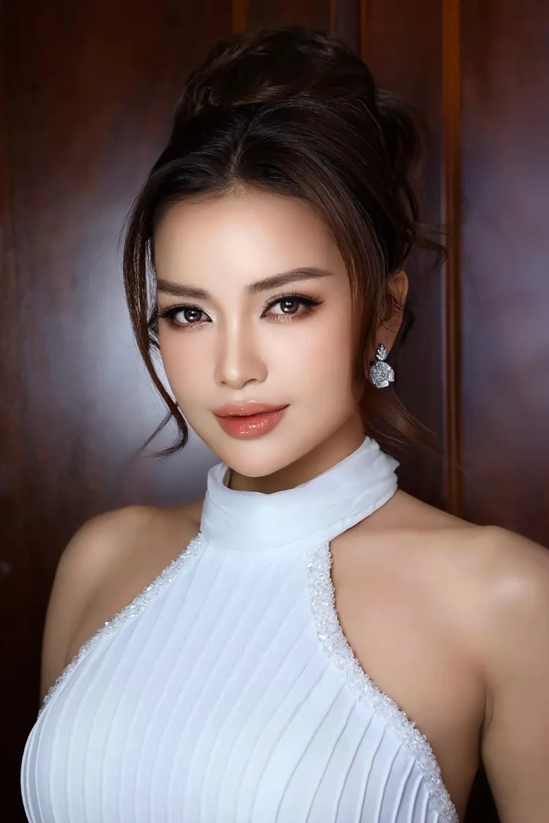 Hoa hậu Ngọc Châu thẩm mỹ sự thật về nhan sắc tự nhiên