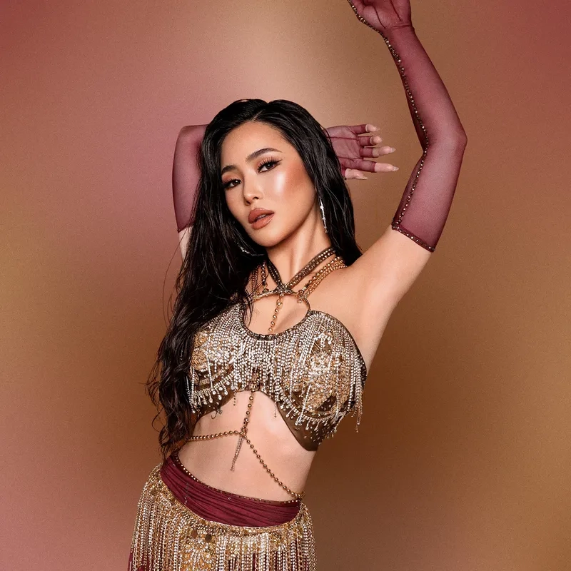 Hương Tràm Em Gái Mưa và giai điệu chạm đến trái tim