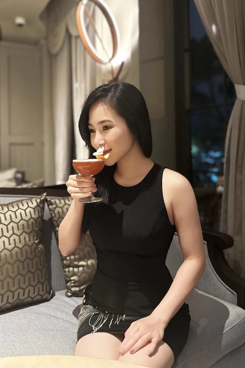 Hương Tràm sinh năm bao nhiêu và hành trình âm nhạc