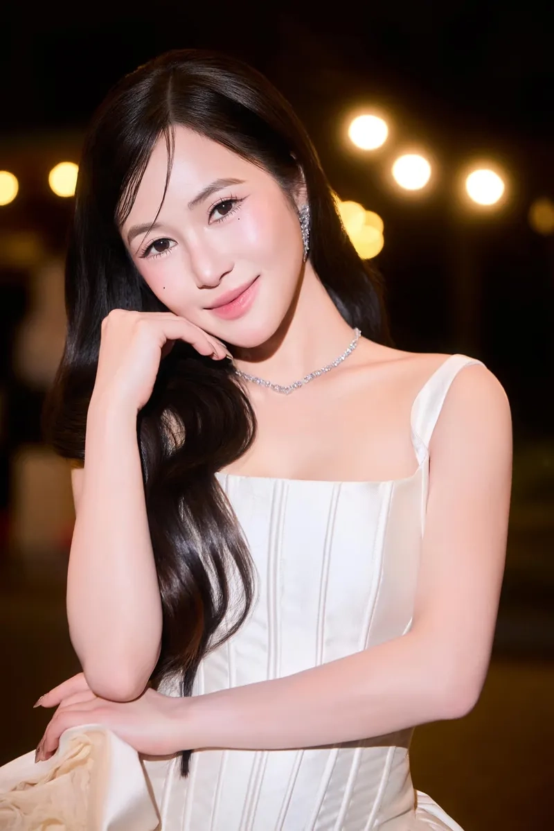 Hương Tràm về nước và kế hoạch trở lại sân khấu
