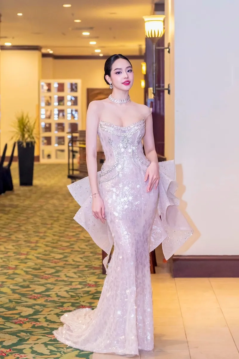 Huỳnh Thị Thanh Thủy phẫu thuật thẩm mỹ và tin đồn nhan sắc