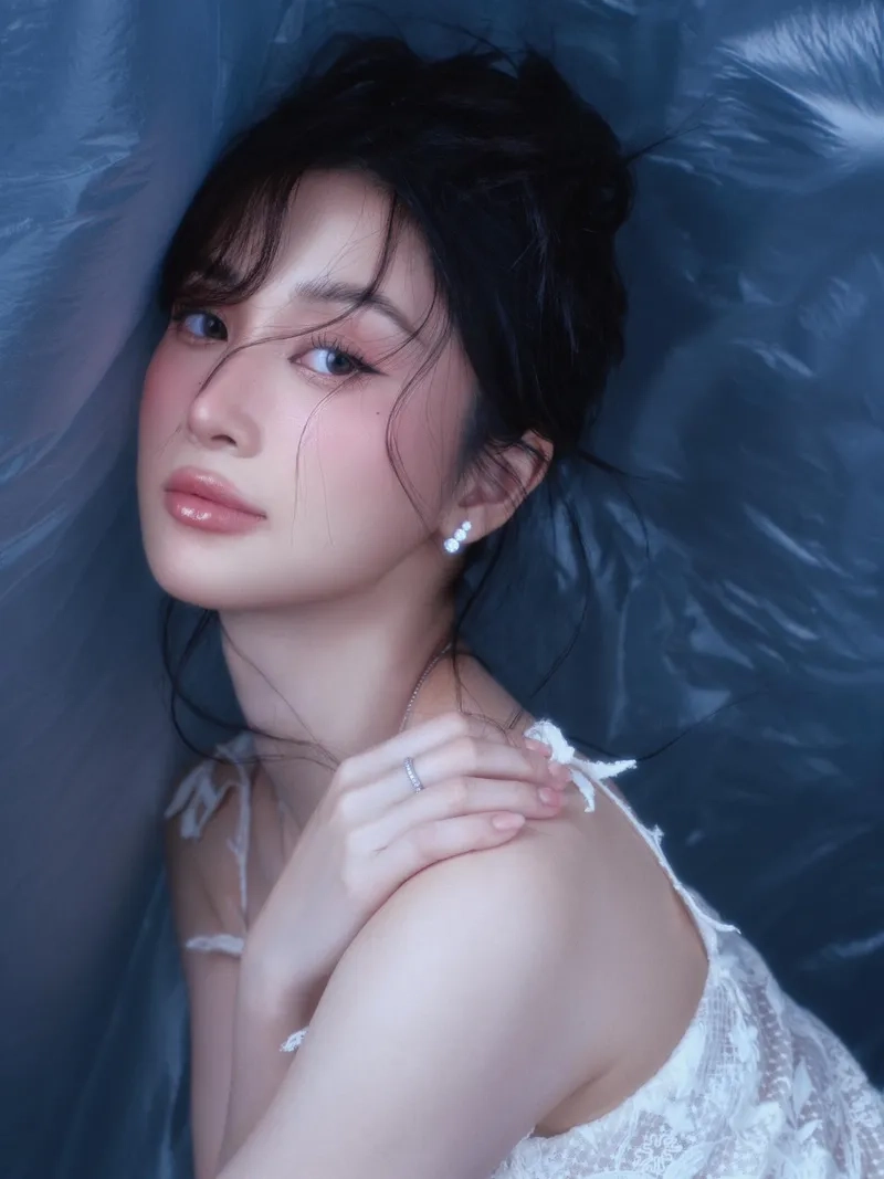 Vũ Phương Anh Jun Vũ qua ảnh tên thật bí mật