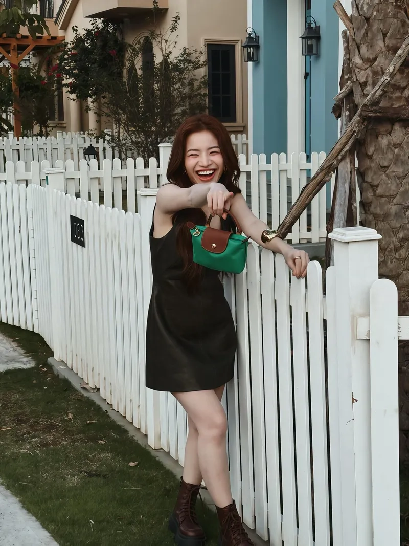 Lâm Bảo Ngọc vì đất nước truyền tải thông điệp yêu nước