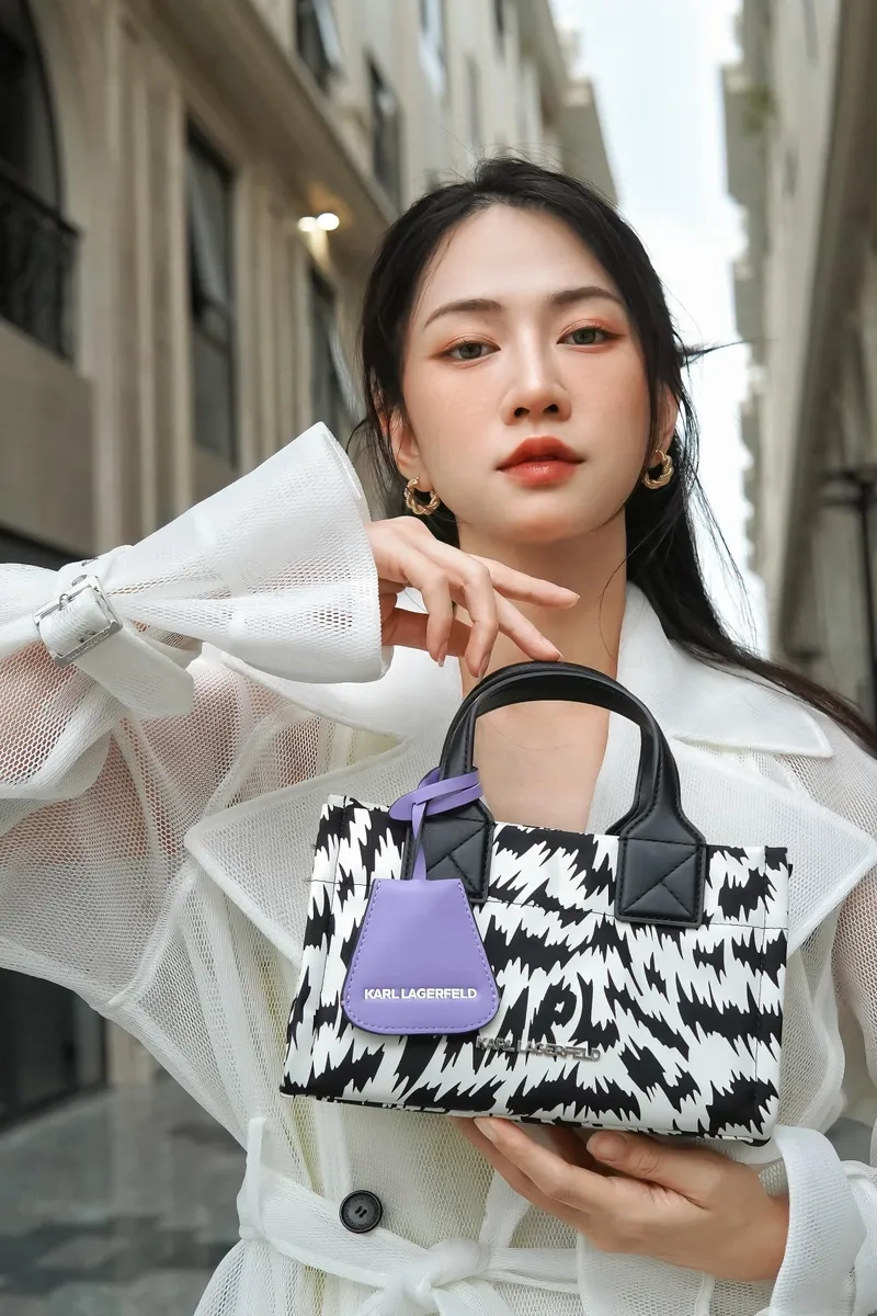 Lê Bống sn bao nhiêu cô nàng 9X sinh năm 1995