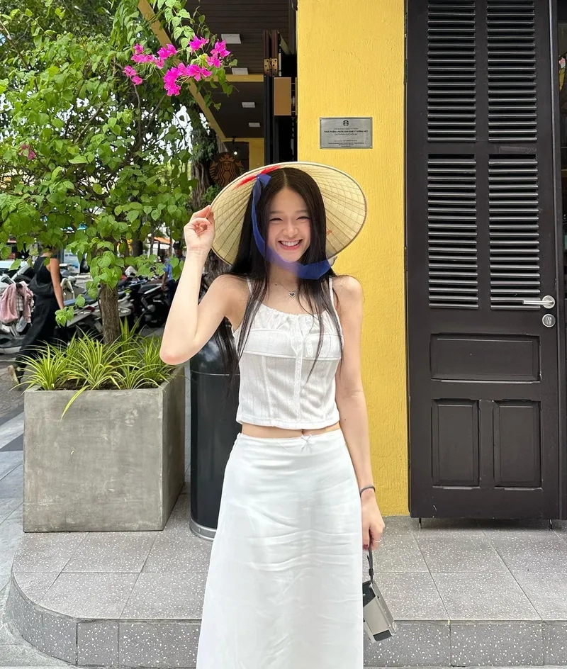 Linh Ka sinh năm bao nhiêu 2002 và tuổi trẻ tài năng