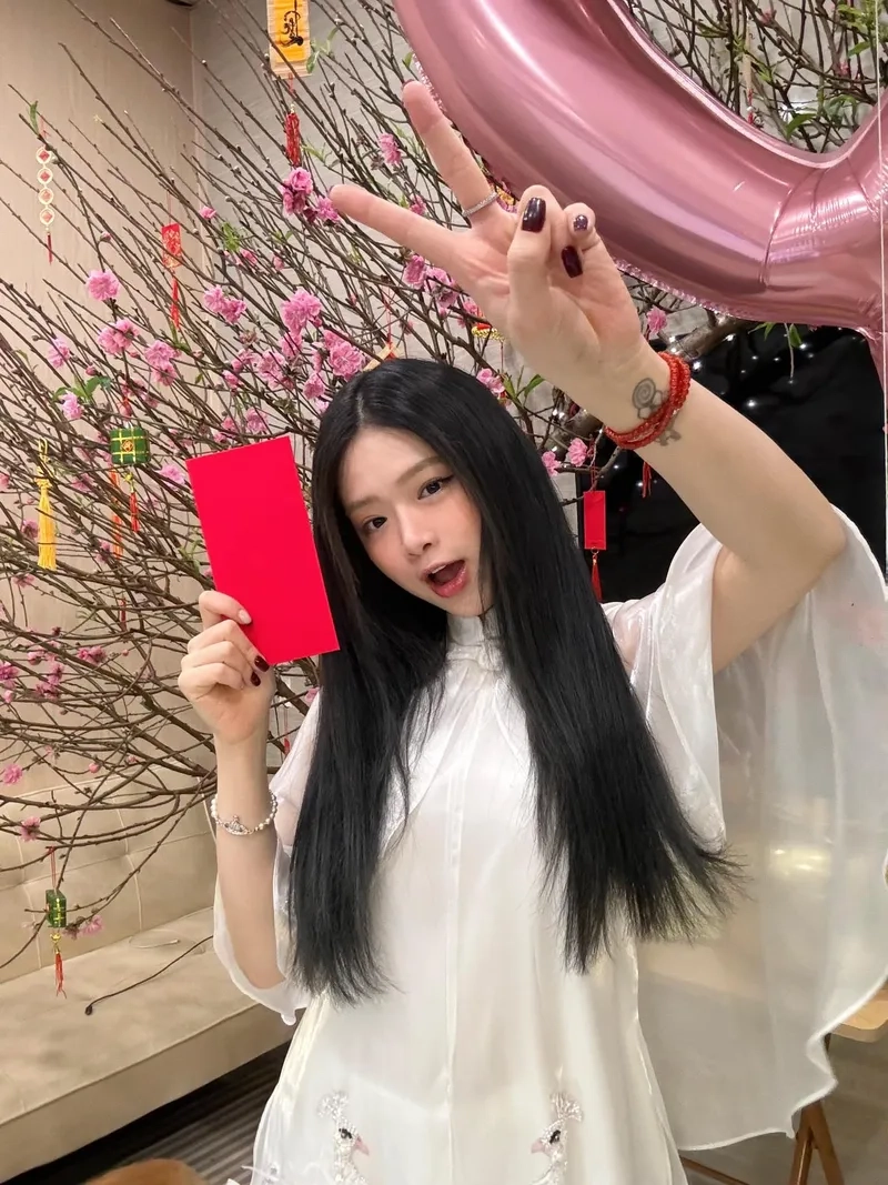 Linh Ka TikTok và video lip sync triệu view