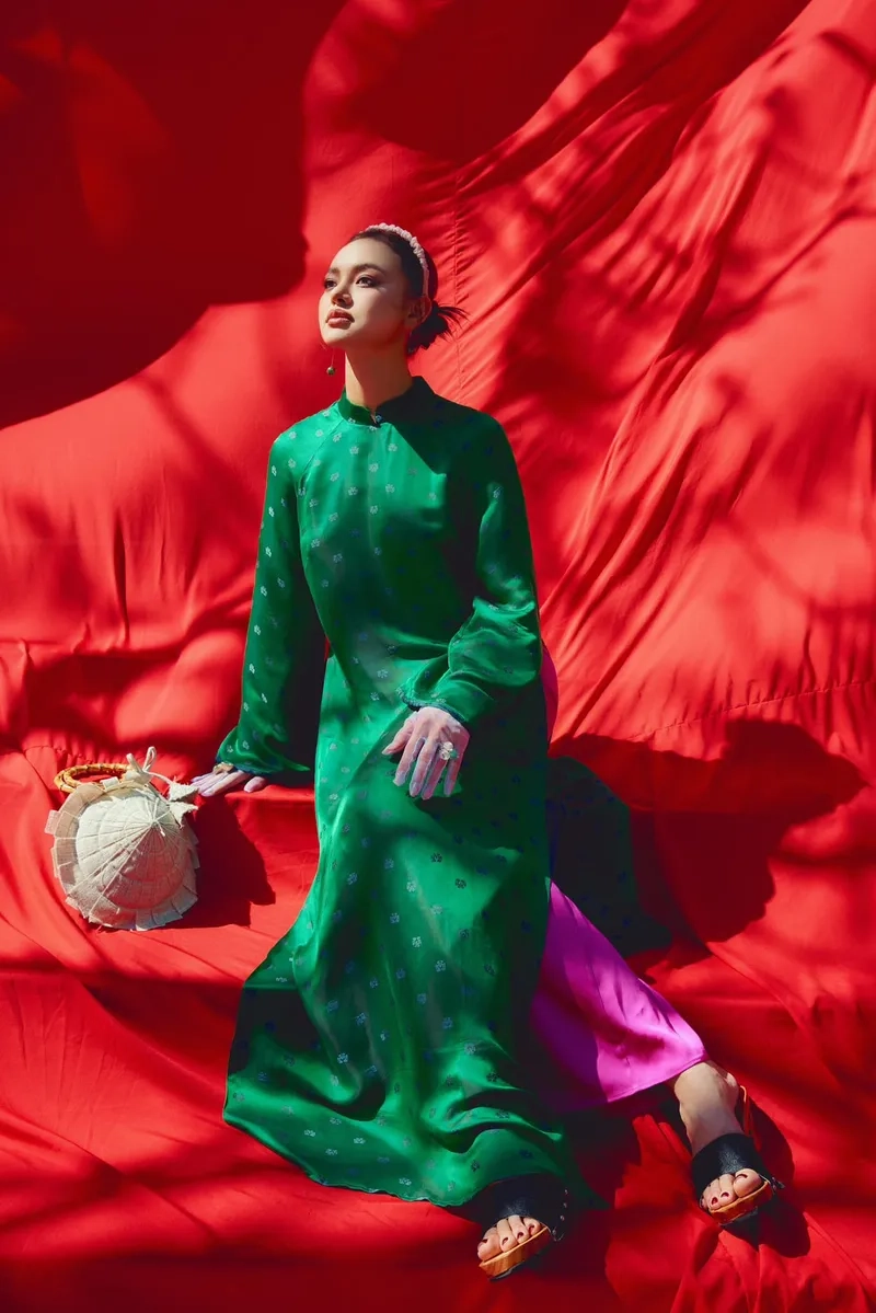 Mai Ngô bao nhiêu tuổi qua ảnh phong cách đầy năng lượng