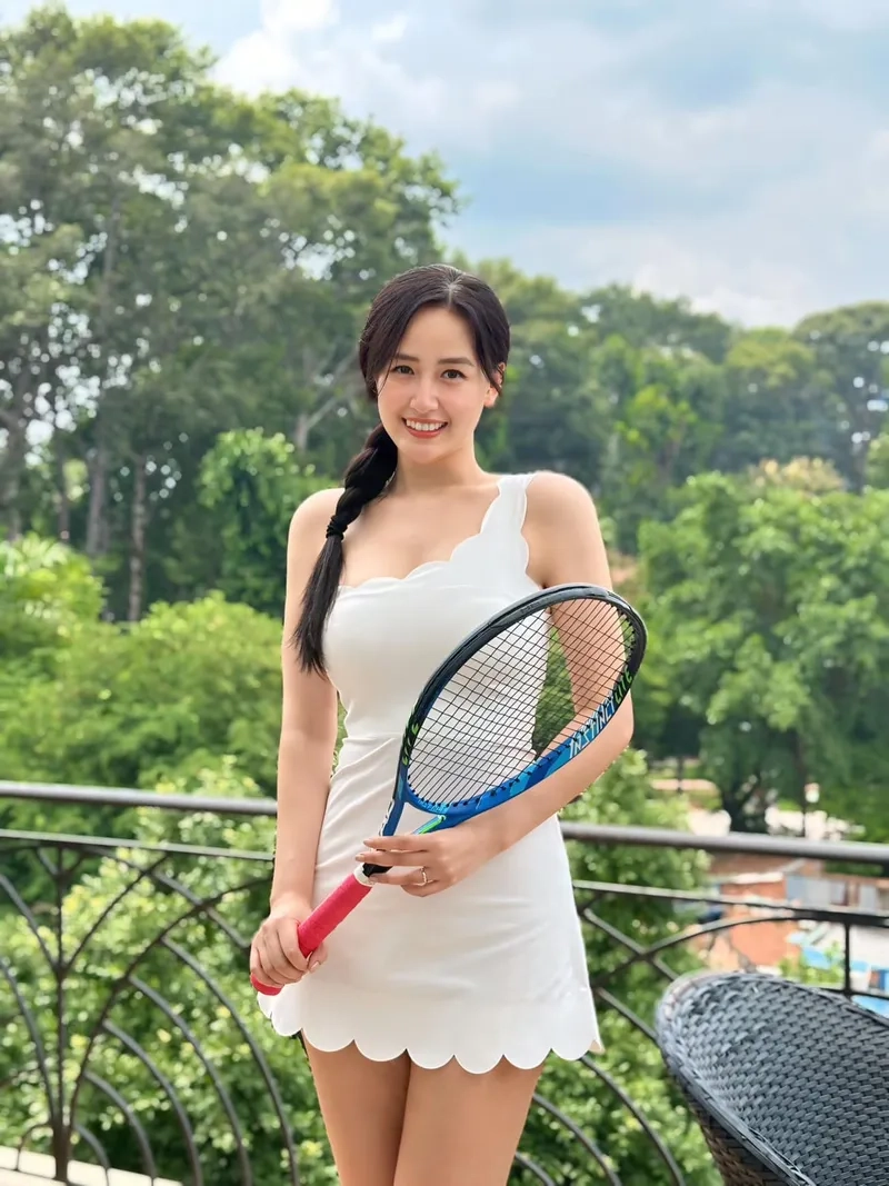 Khám phá Mai Phương Thúy tuổi và sự trẻ trung bất chấp thời gian