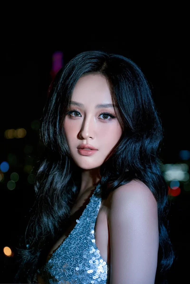 Hồi tưởng Mai Phương Thúy ngày xưa nhan sắc thời mới đăng quang