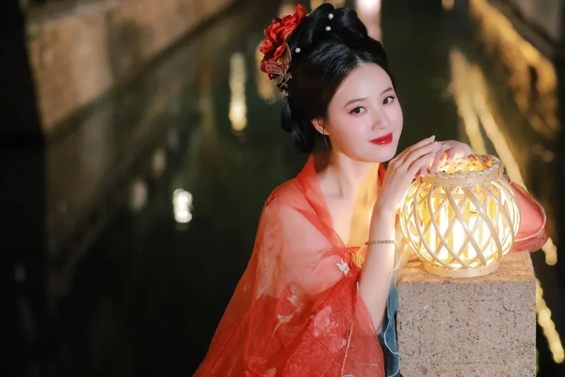 Midu chiều cao 1m60 nhưng thần thái vượt xa giới hạn