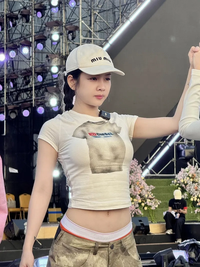 Rap Việt DJ Mie khuấy động sân khấu với bản mix đỉnh cao