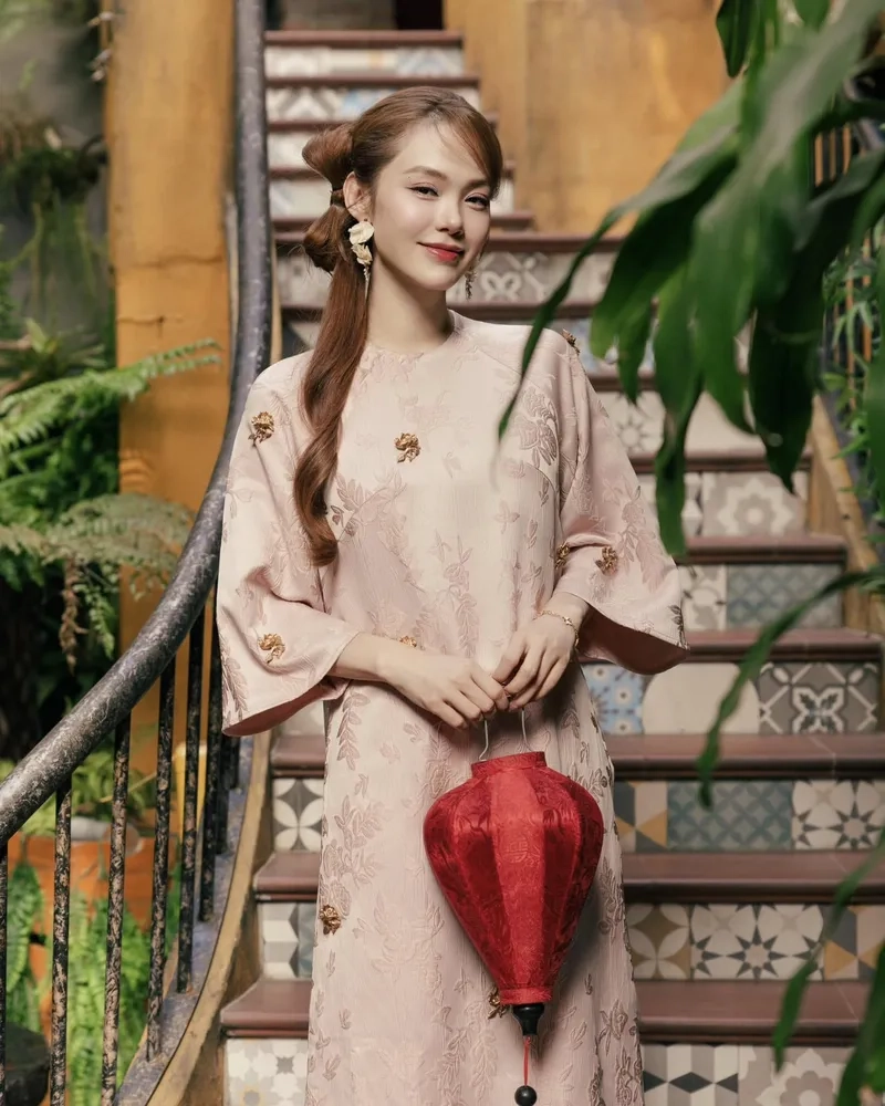 Xem phim Đối Mặt Minh Hằng với cốt truyện hấp dẫn
