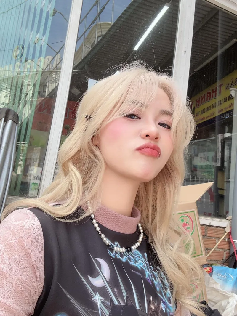 Chiều cao của Misthy qua ảnh phong cách thời trang