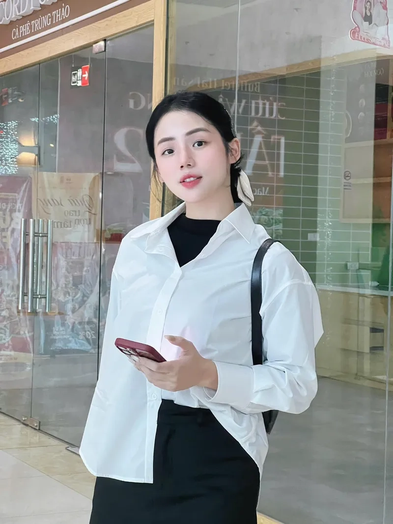 Theo dõi Nguyễn Hương Ly ig để cập nhật khoảnh khắc đời thường