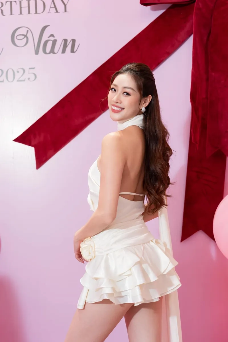 Hoa hậu Nguyễn Trần Khánh Vân bao nhiêu tuổi cập nhật mới nhất