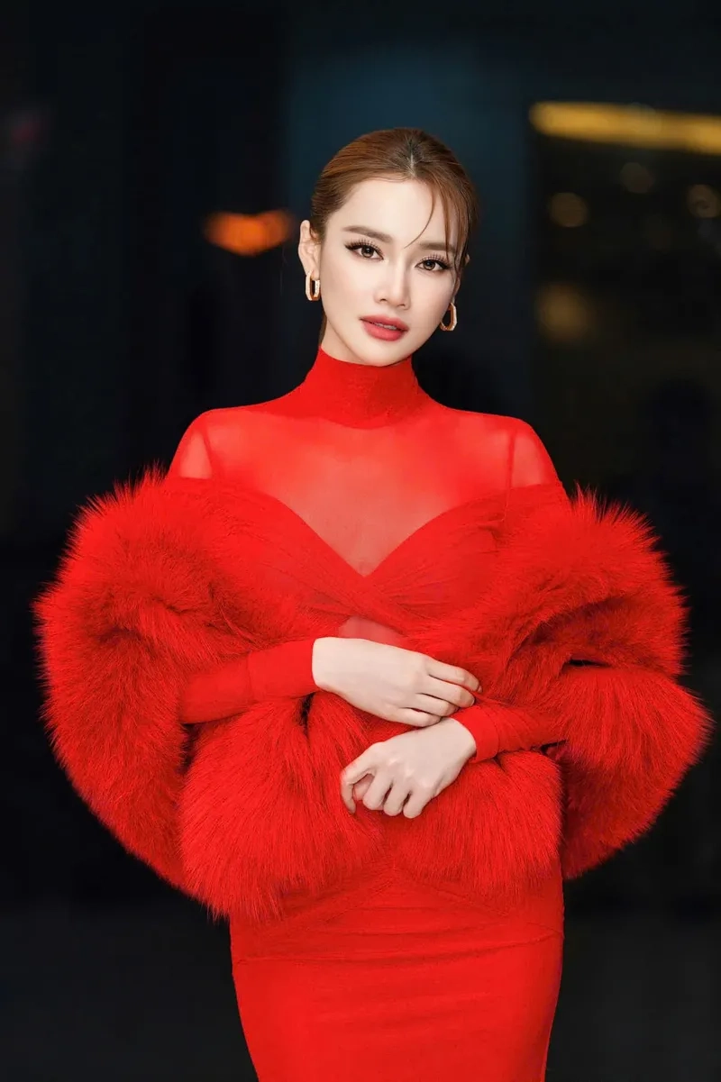 Đọc tiểu sử Nhã Phương để hiểu hơn về nữ diễn viên