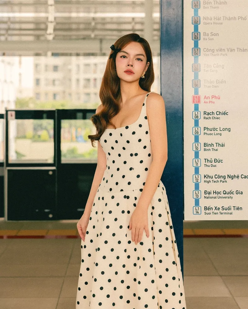 Tìm hiểu về ca sĩ Phạm Quỳnh Anh và hành trình âm nhạc