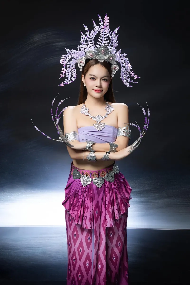Hạnh phúc mới Phạm Quỳnh Anh truyền cảm hứng yêu đời