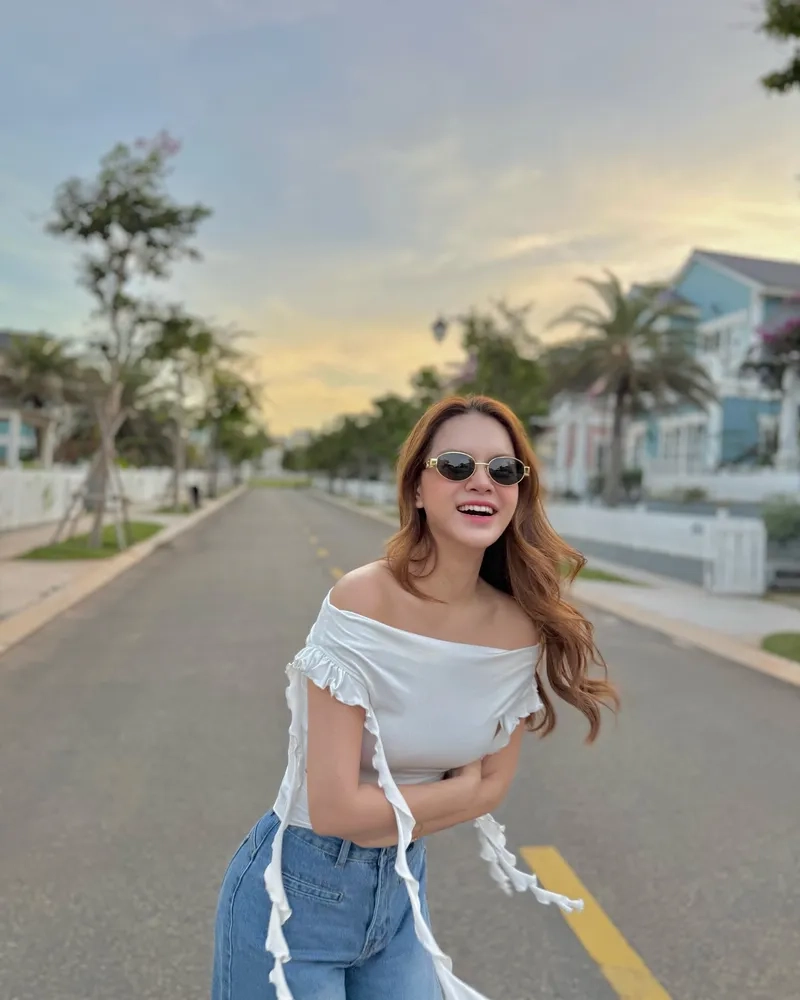 Khám phá bài hát của Phạm Quỳnh Anh làm tan chảy trái tim
