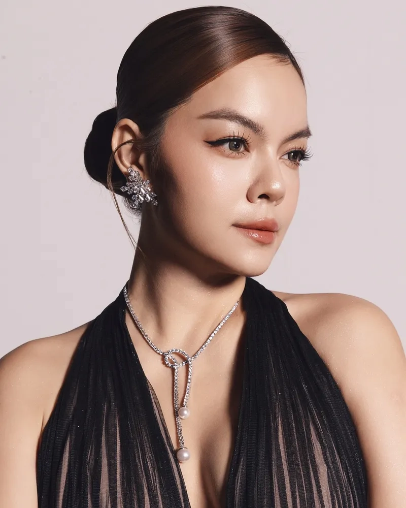 Tất cả sẽ thay em Phạm Quỳnh Anh nghe là muốn khóc