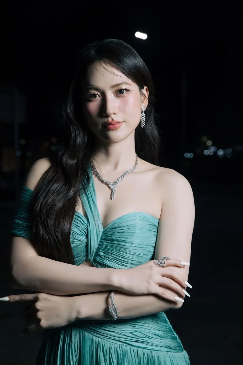 Phương Anh Đào chiều cao bí quyết giữ dáng hoàn hảo