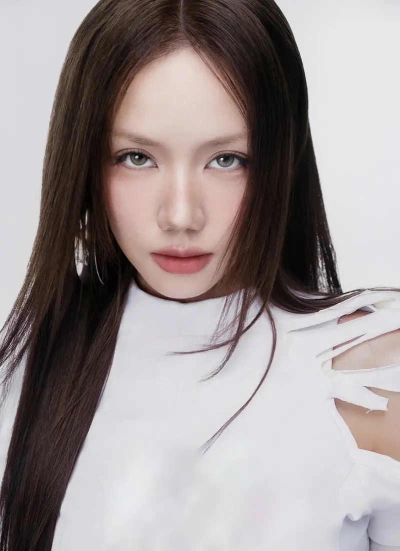 Phương Ly bao tuổi và năng lượng bùng nổ của Gen Z